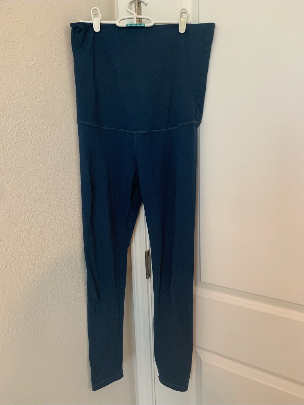 Kindred Bravely maternity leggings in Blue